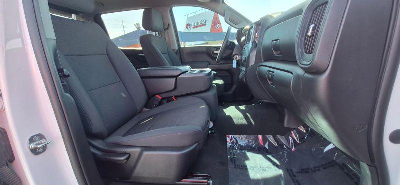 2022 Chevrolet Silverado 1500 2WD Crew Cab Short Bed Custom