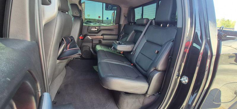 2021 GMC Sierra 1500 4WD Crew Cab Short Box SLT