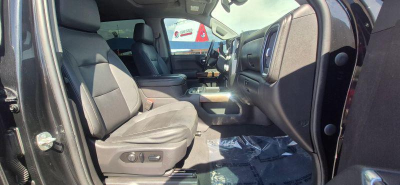 2021 GMC Sierra 1500 4WD Crew Cab Short Box SLT
