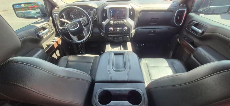 2021 GMC Sierra 1500 4WD Crew Cab Short Box SLT
