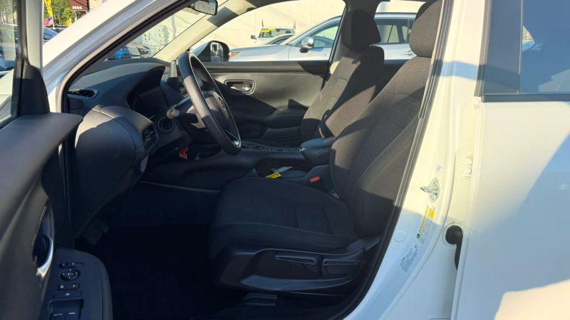 2025 Honda HR-V AWD LX