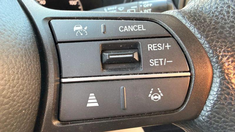 2025 Honda HR-V AWD LX