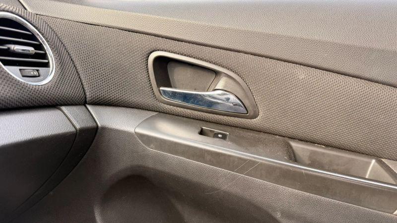 2013 Chevrolet Cruze 1LT Auto