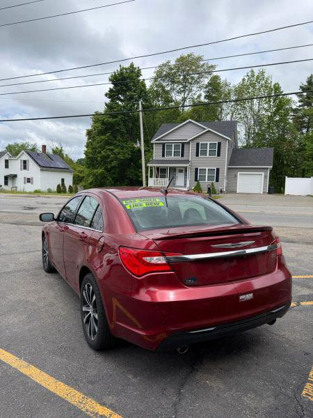 2013 Chrysler 200 Limited