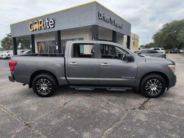 2021 Nissan Titan Crew Cab SV 4x2