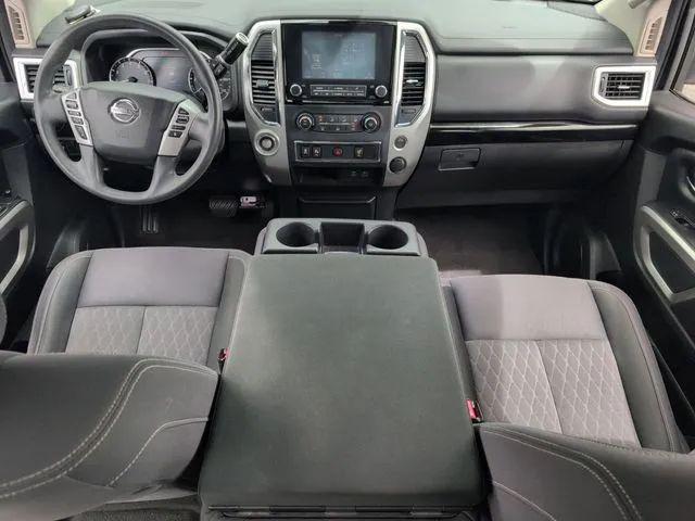2021 Nissan Titan Crew Cab SV 4x2