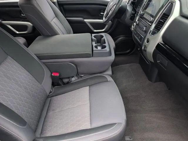 2021 Nissan Titan Crew Cab SV 4x2