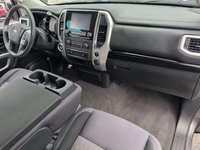 2021 Nissan Titan Crew Cab SV 4x2