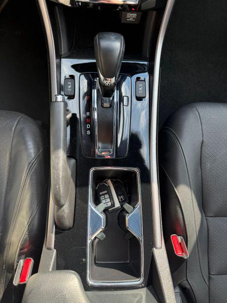 2017 Honda Accord Touring V6
