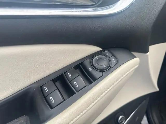2023 Buick Enclave Essence FWD