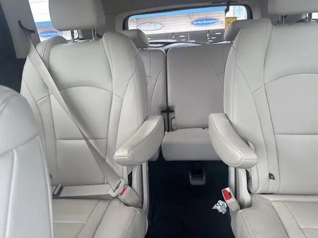 2023 Buick Enclave Essence FWD
