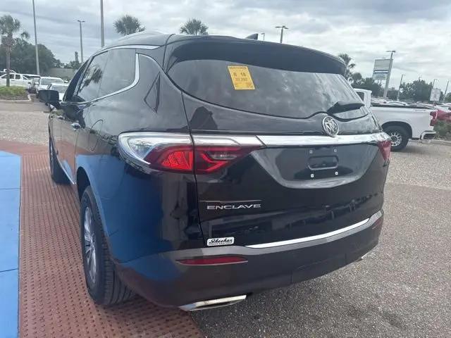 2023 Buick Enclave Essence FWD