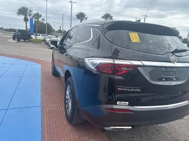 2023 Buick Enclave Essence FWD
