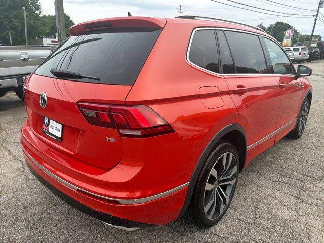 2018 Volkswagen Tiguan 2.0T SEL Premium