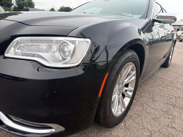 2015 Chrysler 300 300C