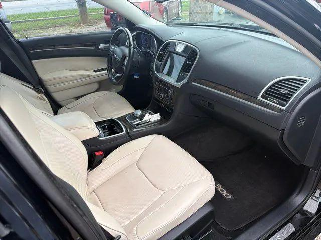 2015 Chrysler 300 300C