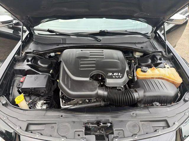 2015 Chrysler 300 300C