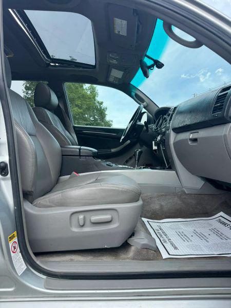 2005 Toyota 4Runner Limited V8