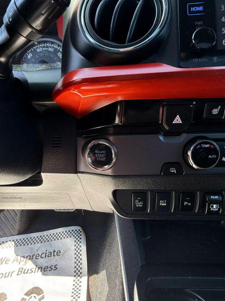 2018 Toyota Tacoma TRD Sport