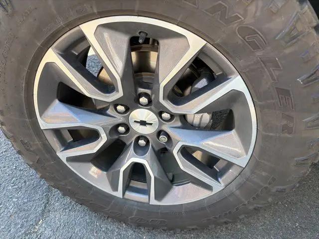 2021 Chevrolet Silverado 1500 4WD Crew Cab Short Bed RST