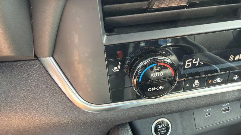 2023 Nissan Rogue SV FWD