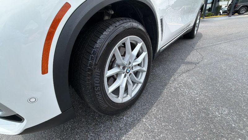 2023 BMW X5 sDrive40i