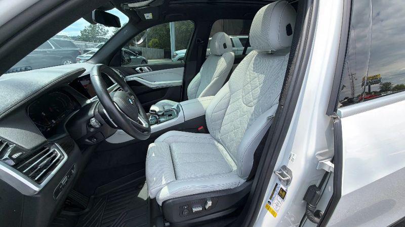 2023 BMW X5 sDrive40i