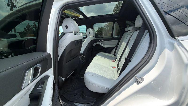 2023 BMW X5 sDrive40i