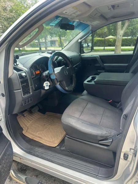 2008 Nissan Titan LE