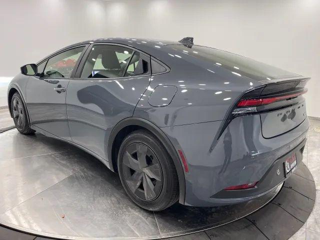 2023 Toyota Prius LE