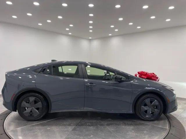 2023 Toyota Prius LE