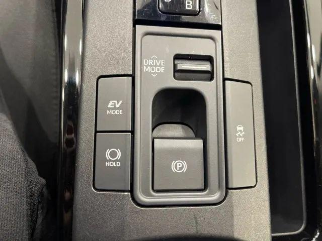 2023 Toyota Prius LE
