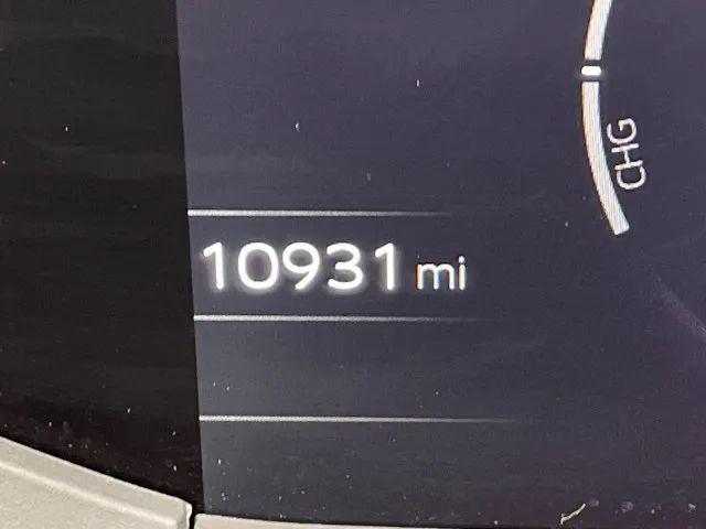 2023 Toyota Prius LE