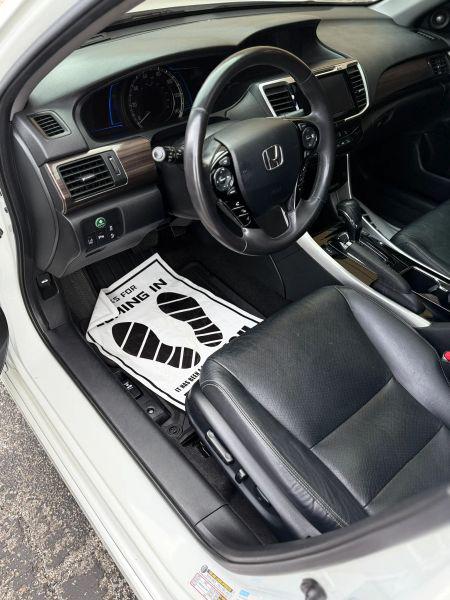 2017 Honda Accord Hybrid Touring