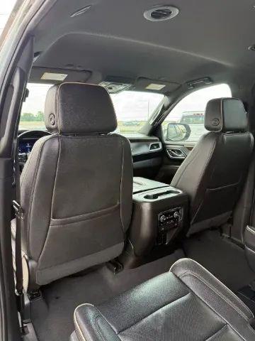 2023 Chevrolet Suburban 4WD Premier