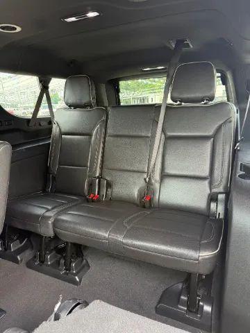 2023 Chevrolet Suburban 4WD Premier