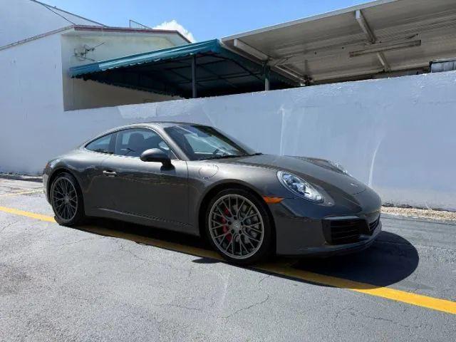 2017 Porsche 911 Carrera S