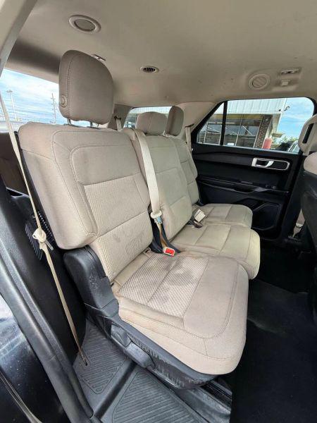 2020 Ford Explorer Base