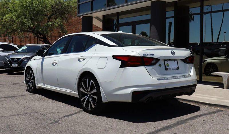 2020 Nissan Altima SR FWD