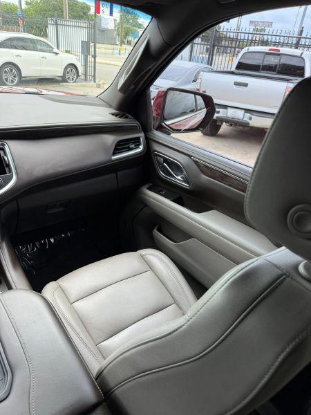2021 Chevrolet Suburban 2WD LT