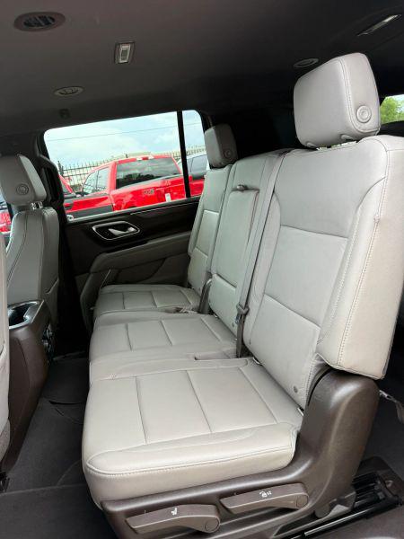 2021 Chevrolet Suburban 2WD LT