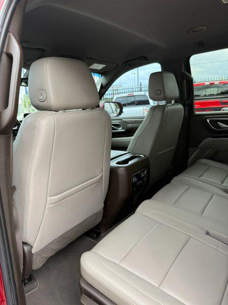 2021 Chevrolet Suburban 2WD LT