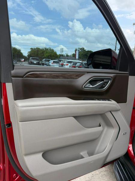 2021 Chevrolet Suburban 2WD LT