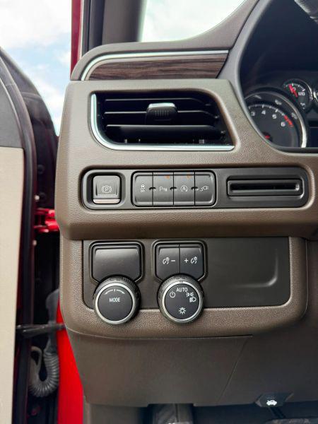 2021 Chevrolet Suburban 2WD LT