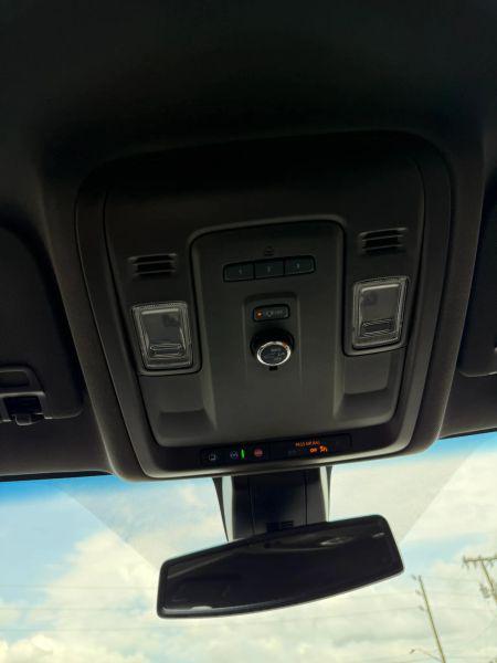 2021 Chevrolet Suburban 2WD LT
