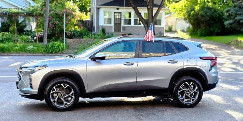 2025 Chevrolet Trax FWD LT