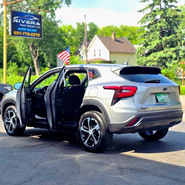 2024 Chevrolet Trax FWD 1RS
