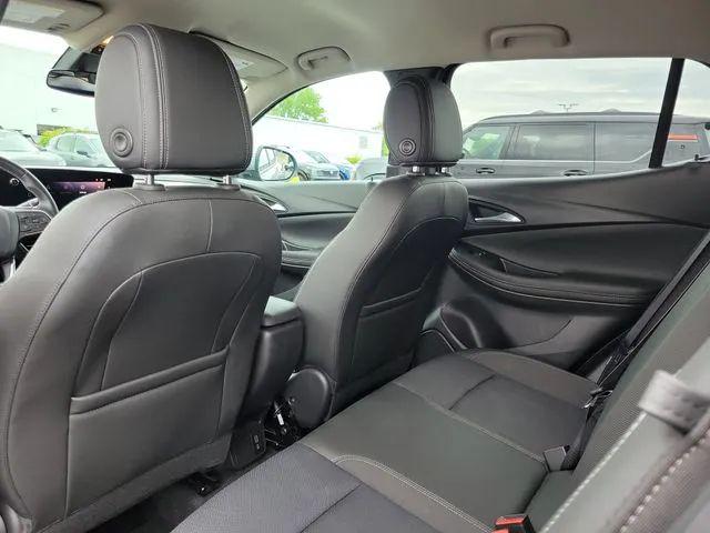 2025 Buick Encore GX Preferred FWD