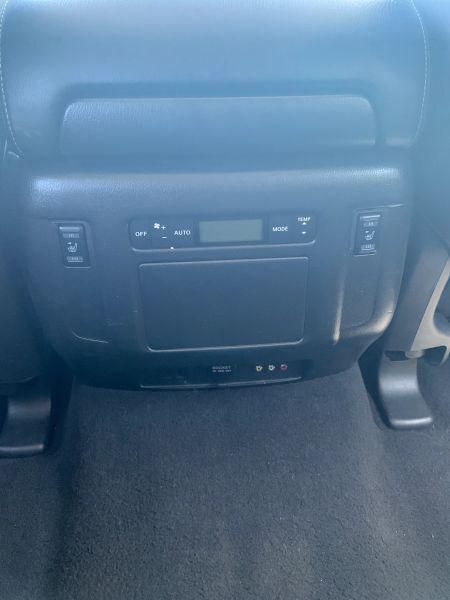 2015 INFINITI QX80 Base
