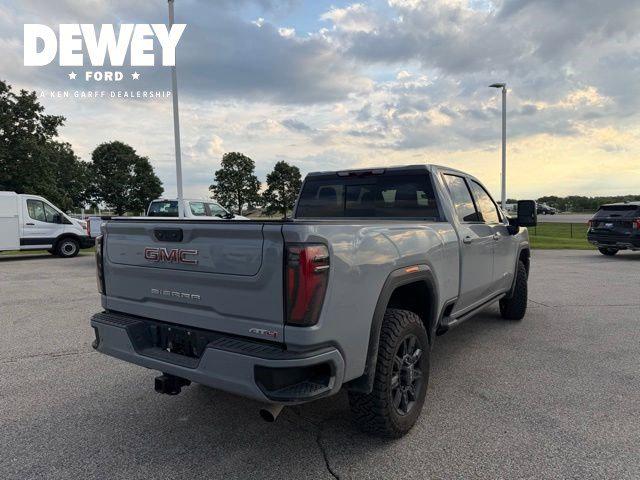 2024 GMC Sierra 2500HD 4WD Crew Cab Standard Bed AT4